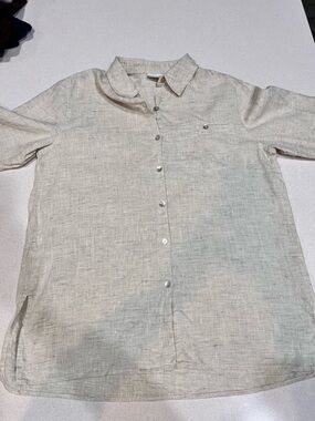 Chico's Light Beige Linen Button-Up Shirt